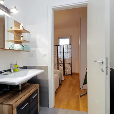 Daire Julies Flat By Domusdimore Roma