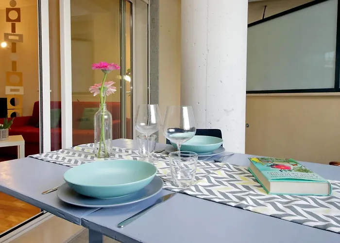 Lägenhet Julies Flat By Domusdimore