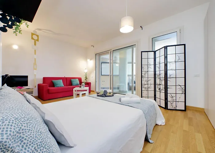 Julies Flat By Domusdimore * Rom