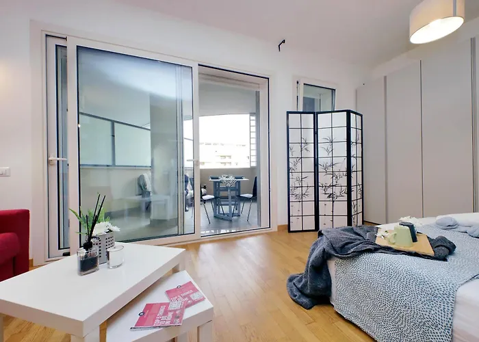 Julies Flat By Domusdimore