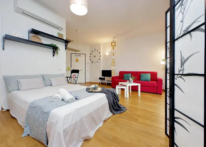 Julies Flat By Domusdimore