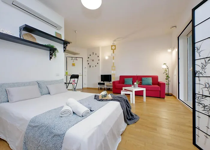 Julies Flat By Domusdimore